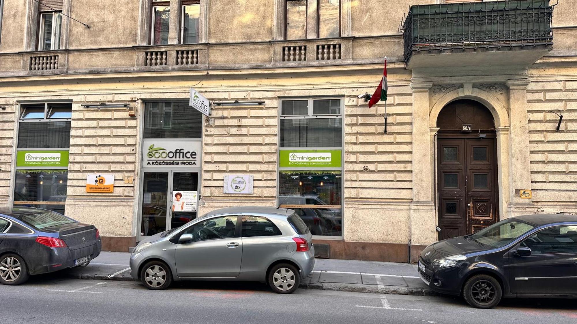 Home, Far Away From Home 2 Budapeste Exterior foto