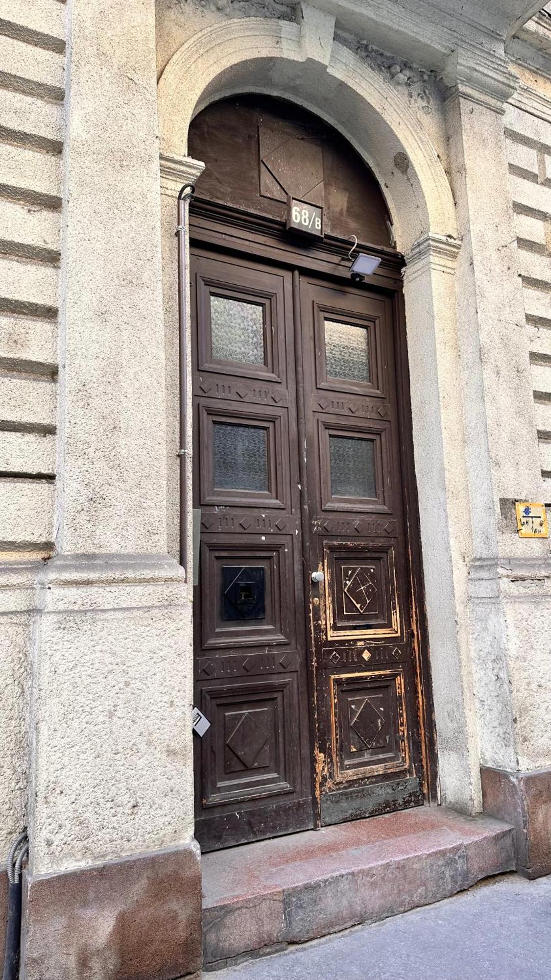 Home, Far Away From Home 2 Budapeste Exterior foto